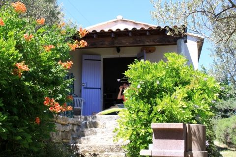 Gite L'olivier, gite 4 personnes en village de gites avec piscine en sud Ardèche.