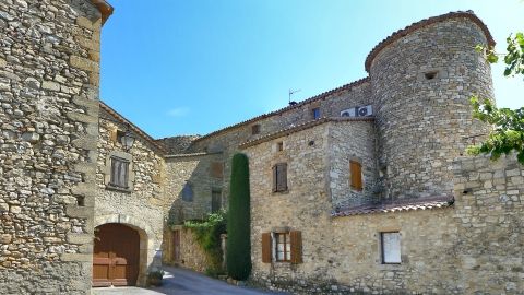 Le village de Bessas en sud Ardèche