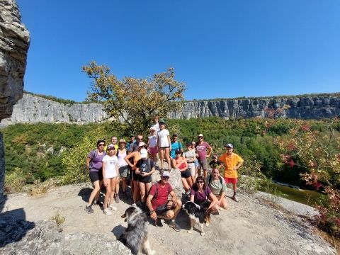 Randonnée au bord de l'Ardèche vers Ruoms