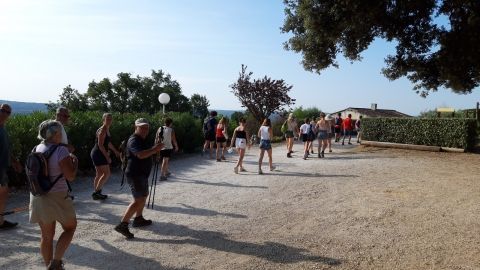 Randonnées organisées par le village de gites en Ardèche La Fontinelle.