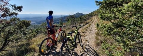 VTT dans les sentiers ou les voies vertes Ardèchoises